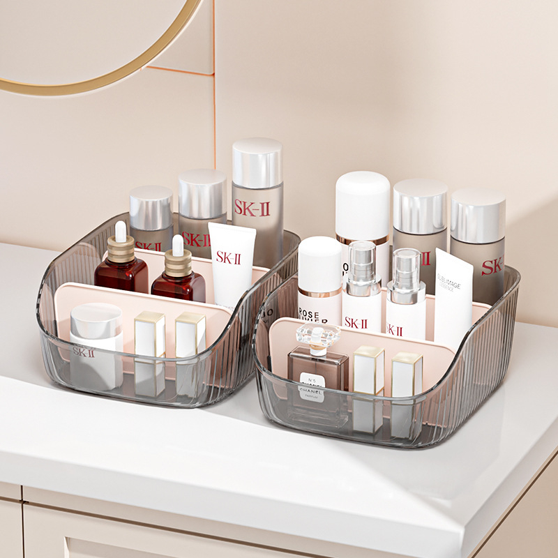 Kolmeosaline kosmeetika hoiukarp – kerge luksuslik lauaorganisaator huulepulkade ja naha hoolduse jaoks (PET plast, 2L, mudel BDO-6306)