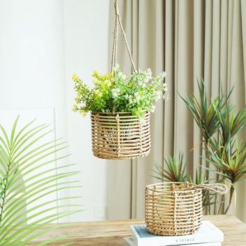 Caihua Home Ručne pletený visiaci kvetináč z napodobeného ratanu, dekor na balkón