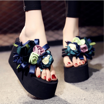 Naiste rannas sandaalid etnilise mustriga, paks platvormtald, EVA ülemine, kummist talla, vulkaniseeritud, libisemiskindlad