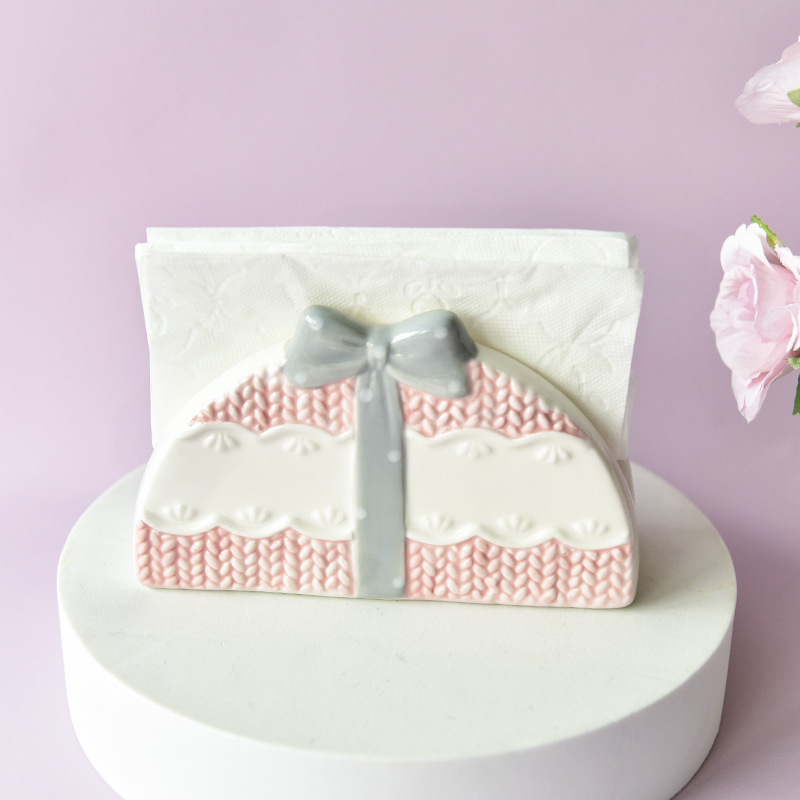 Držiak na vreckovky, keramika s reliéfom ručne maľovaná, zvislý stolný regál do kuchyne, reštaurácie, kaviarne, hotela