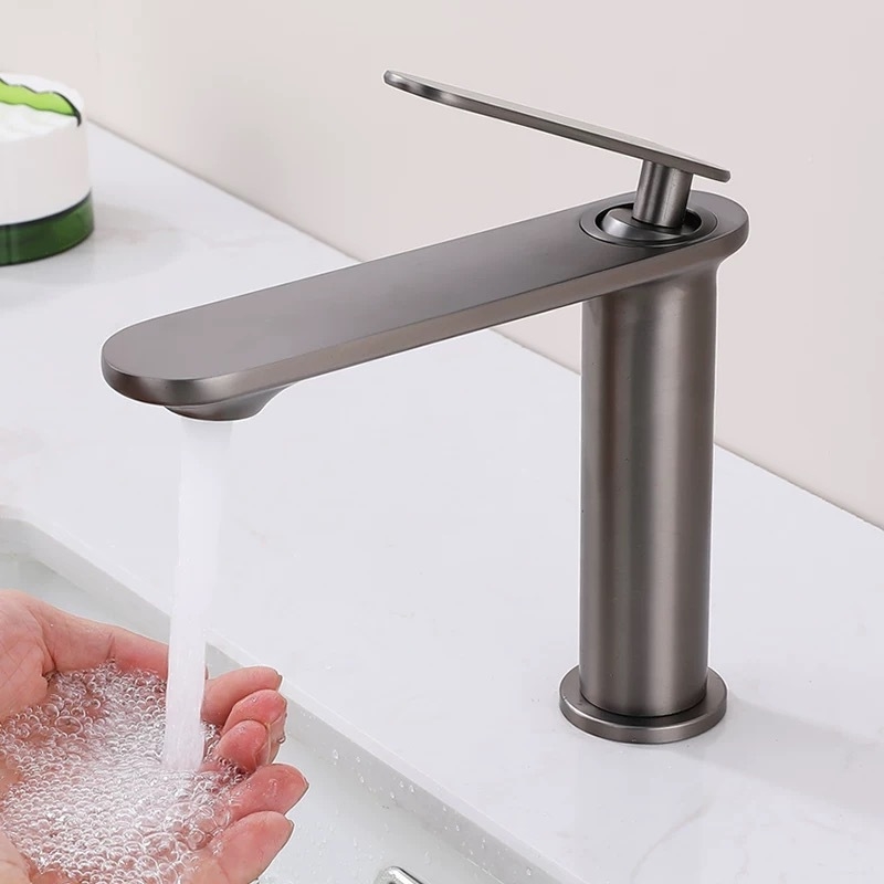 Vannitoa valamukraan, roostevabast terasest, mudel 59965, töökord 0–90°C, DN15 ühendused