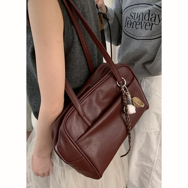 Moteriška PU tote rankinė – miesto minimalistinis stilius, užtrauktukas, horizontali kvadratinė forma, poliesterio pamušalas, ruduo 2024.