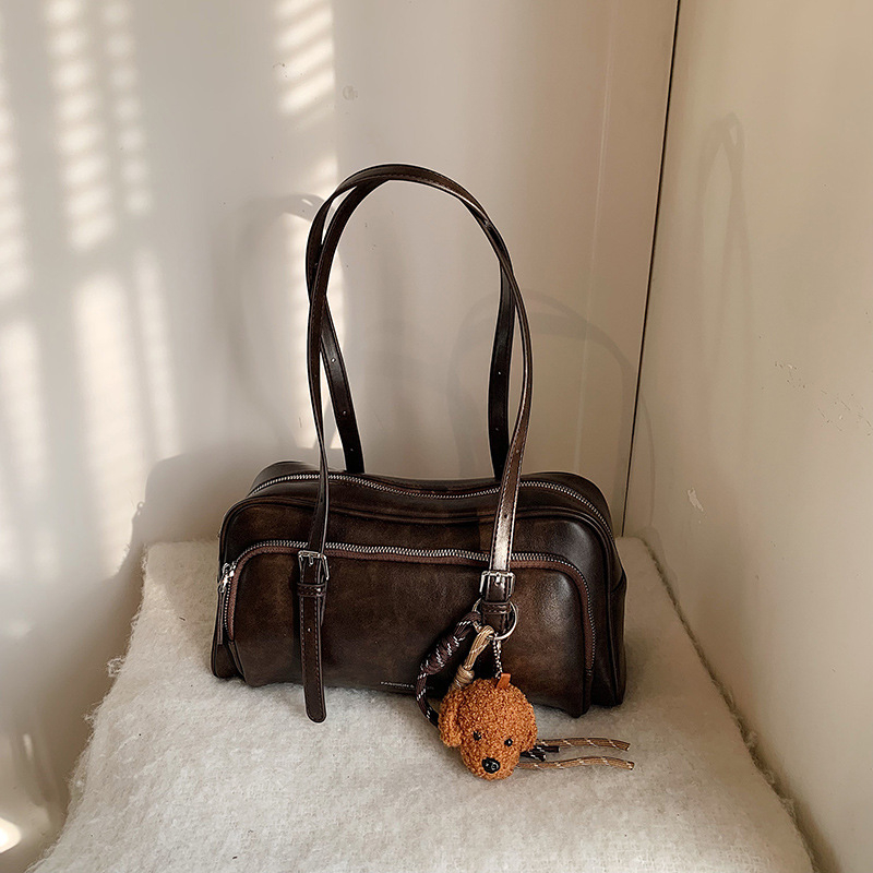 PU baguette kott zip-avamisega, horisontaalne ruuduline kuju, sisemine zip-kott, telefoni ja ID-tasku, talv 2024