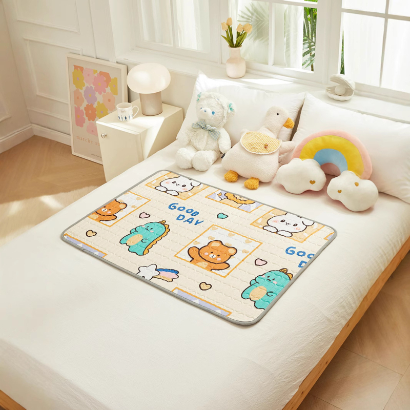 Divpusēja mazulim domāta mazgājama kokvilnas pamatplāksne, ārējais audums 100% kokvilna, pildījums kokvilna, pielāgojama apstrāde