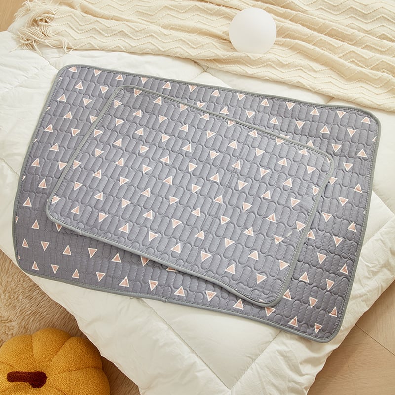 Divpusēja mazulim domāta mazgājama kokvilnas pamatplāksne, ārējais audums 100% kokvilna, pildījums kokvilna, pielāgojama apstrāde