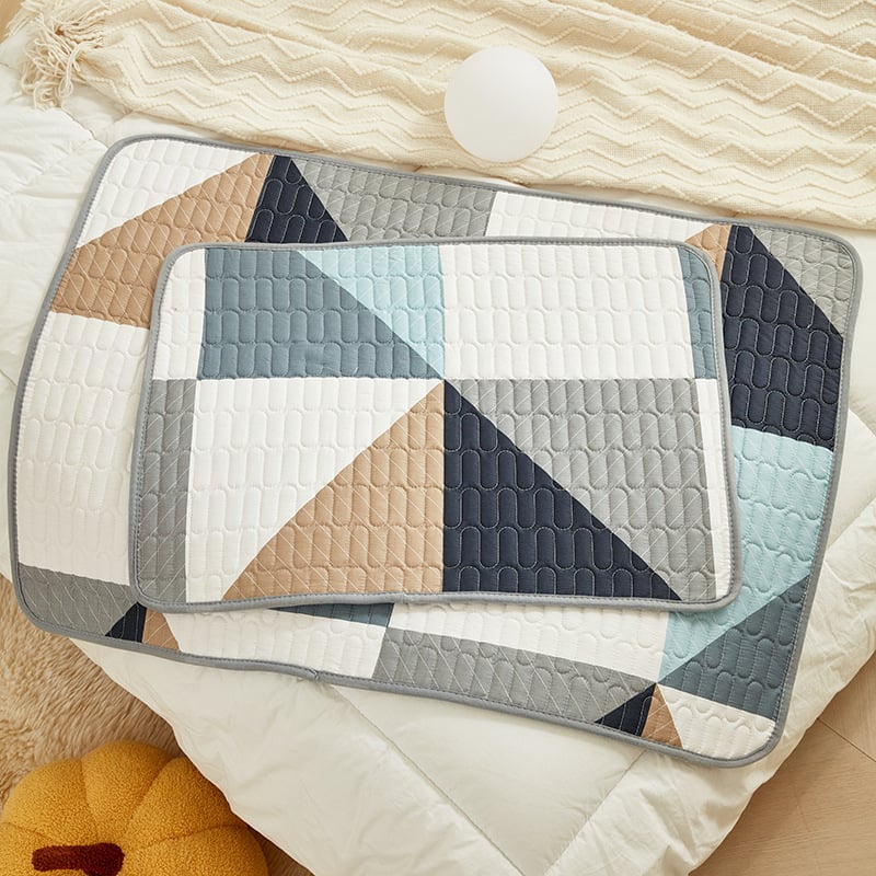 Divpusēja mazulim domāta mazgājama kokvilnas pamatplāksne, ārējais audums 100% kokvilna, pildījums kokvilna, pielāgojama apstrāde