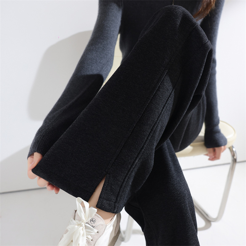 Laiad püksid kõrge vöökoht, villane kangas, elegantne linnustiil, sügis 2025