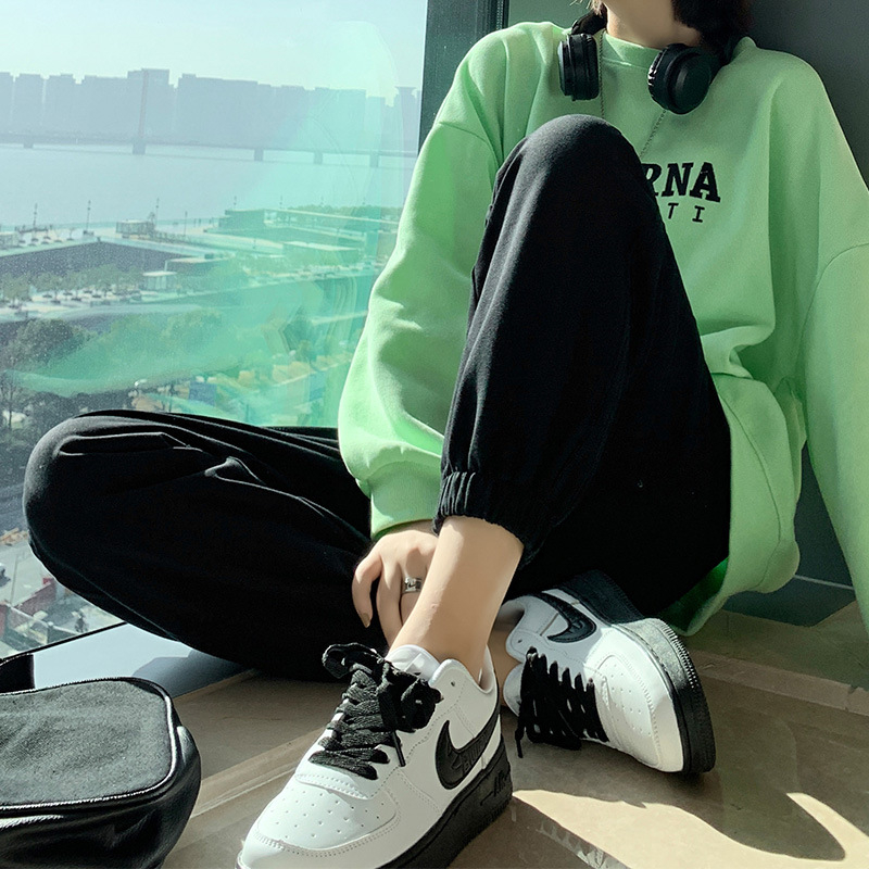 Pantaloni sport pentru femei din bumbac, croială lejeră, talie medie, subțiri, micro-elastici, conținut 95%+ bumbac