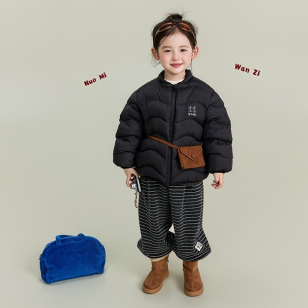 Gyerekeknek szóló kapucnis pehelykabát, koreai stílus, téli 2025, 90% kacsa pehely, cipzár