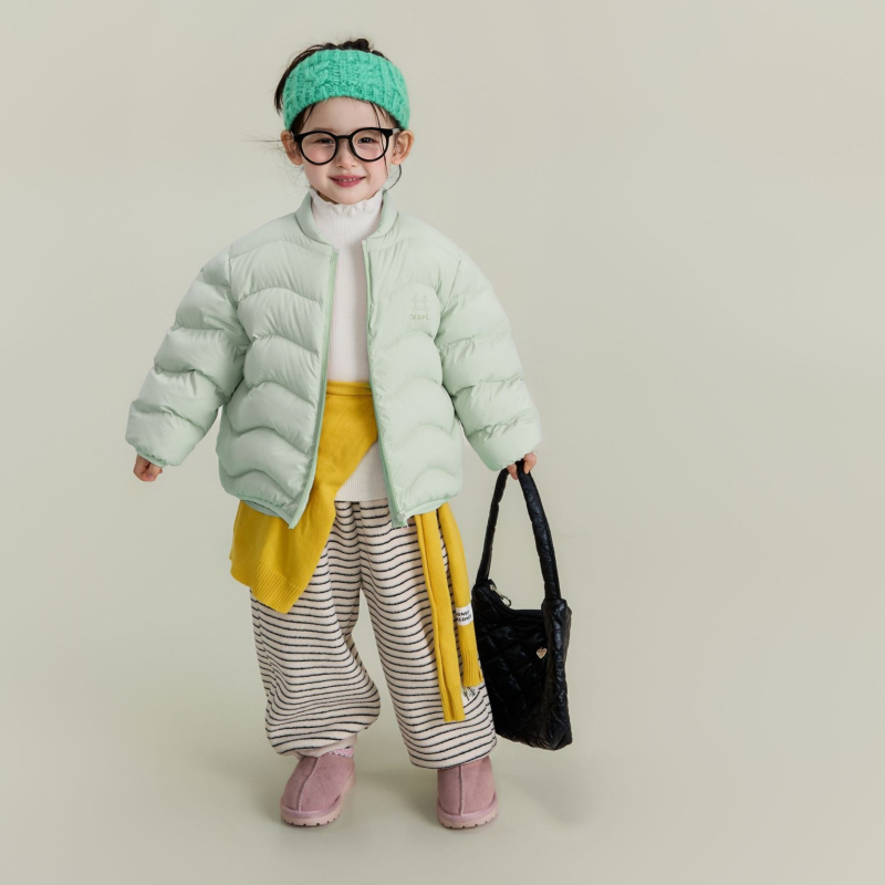 Gyerekeknek szóló kapucnis pehelykabát, koreai stílus, téli 2025, 90% kacsa pehely, cipzár