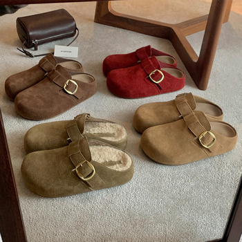 Sieviešu kurpes ar 5 cm iekšējo augstuma palielinājumu, ādas augšdaļa, cūku ādas odere, gumijas zole, aizvērts purns