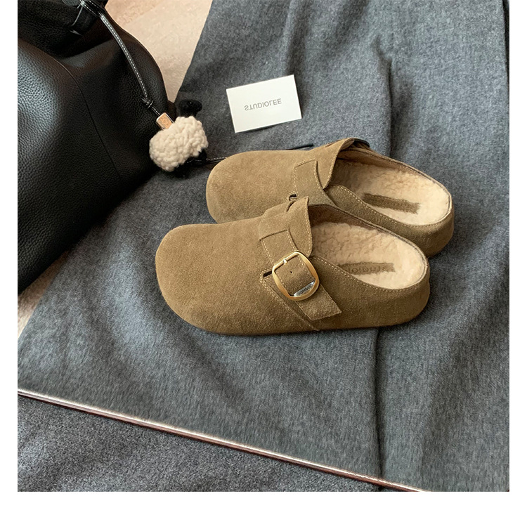 Sieviešu kurpes ar 5 cm iekšējo augstuma palielinājumu, ādas augšdaļa, cūku ādas odere, gumijas zole, aizvērts purns