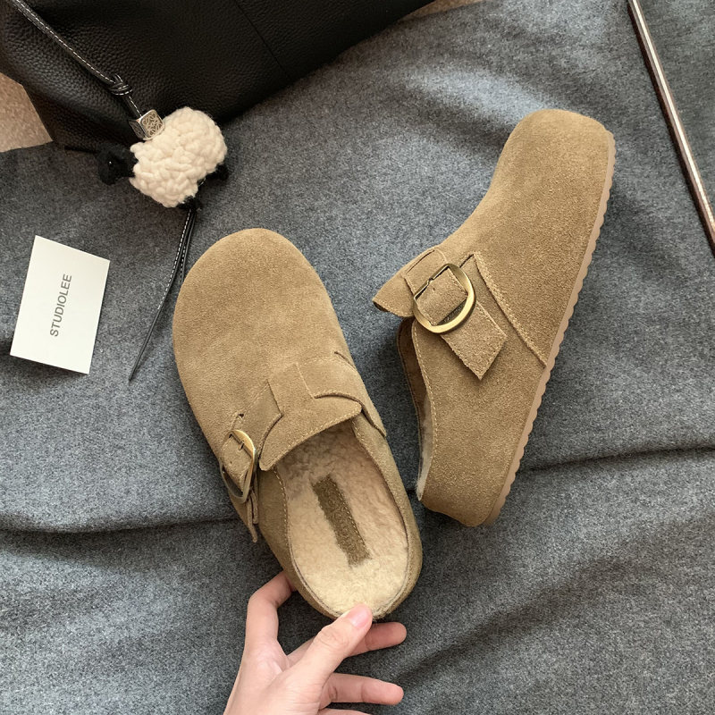 Sieviešu kurpes ar 5 cm iekšējo augstuma palielinājumu, ādas augšdaļa, cūku ādas odere, gumijas zole, aizvērts purns