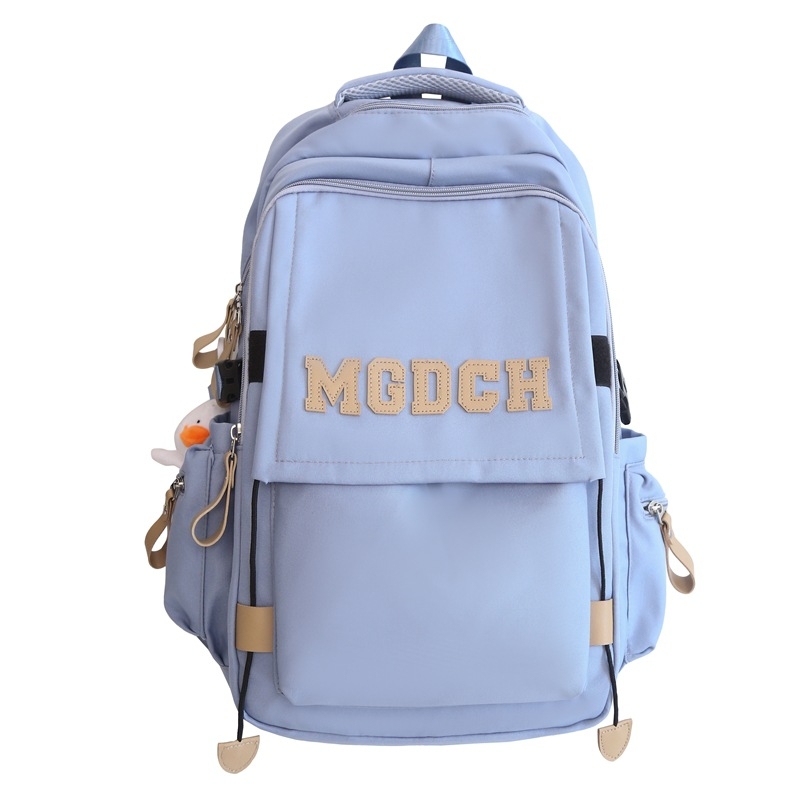 Koolikott nailonist, maht 20–35 l, kulumist vastupidav, kumerad õlarihmad, linnastiil