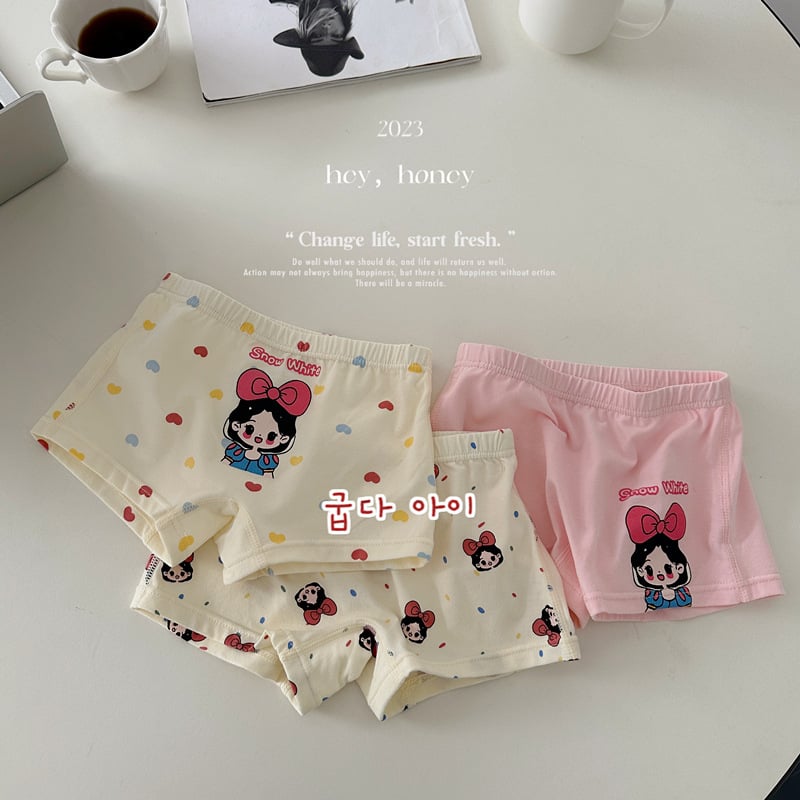 Vaikų trijų dalių apatiniai komplektas, 95% medvilnė, unisex, vaikams 3–8 metai (100–140 cm), Saugumo klasė A, Pavasaris 2024