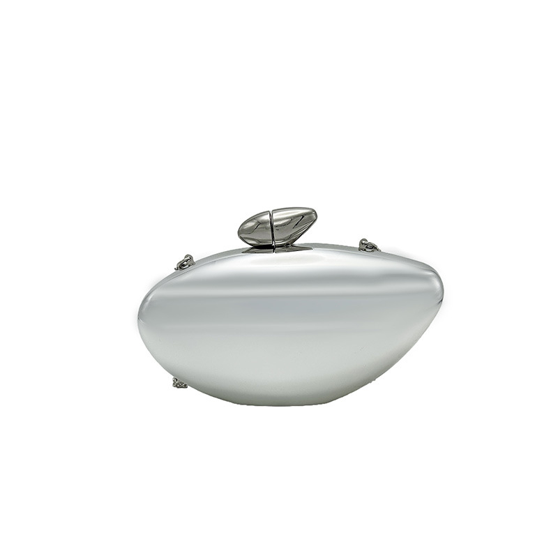 Akrilból készült tojás alakú esté táska mágneszáras záródással