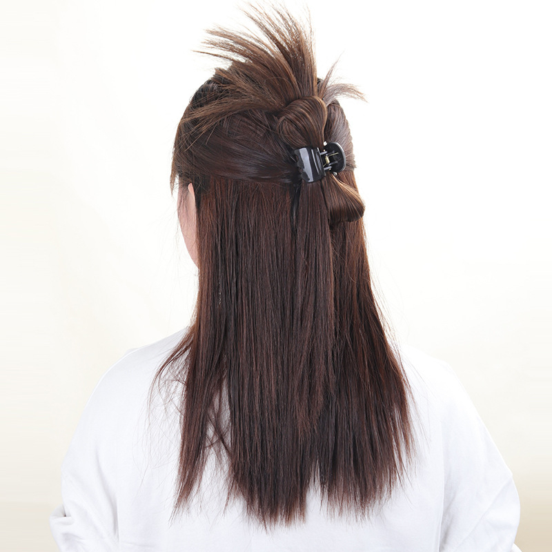 Poni juuksepik - juuksekimps, kõrge temperatuuriga traat, ei sobi värvimiseks