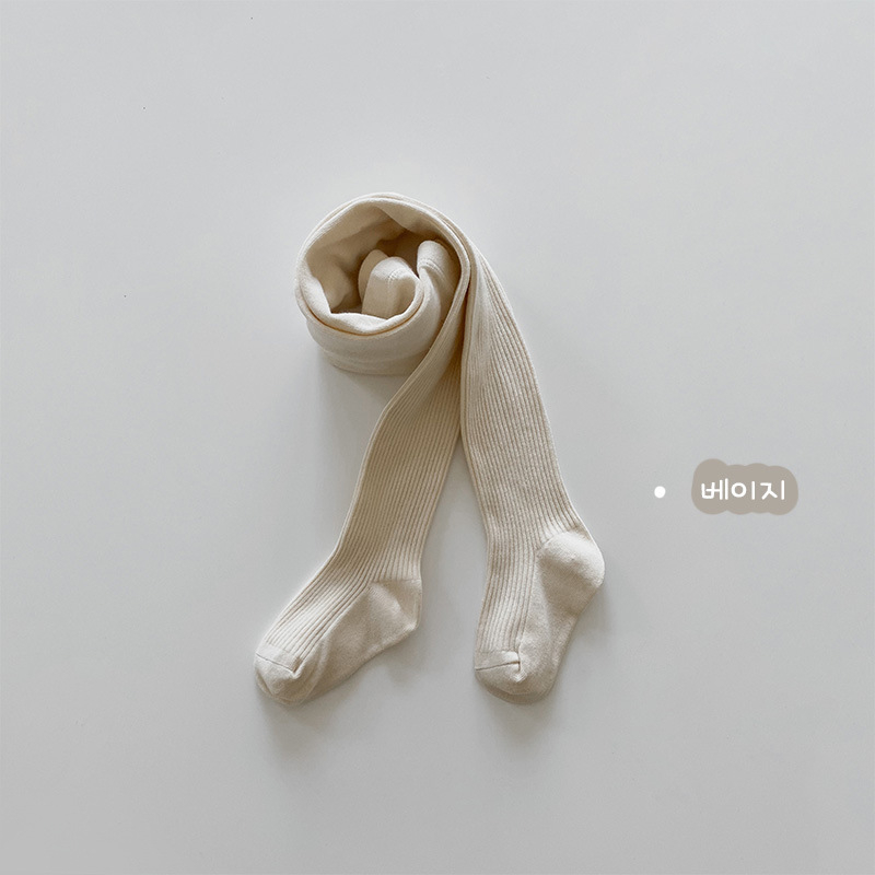 Laste puuvillased sukkpüksid kahekordse nõelamise kudumisega, hingavad ja niiskust imavad, 70% puuvill, 27% polüester, 3% elastaan, sobivad talvele, kevadeks ja sügisele