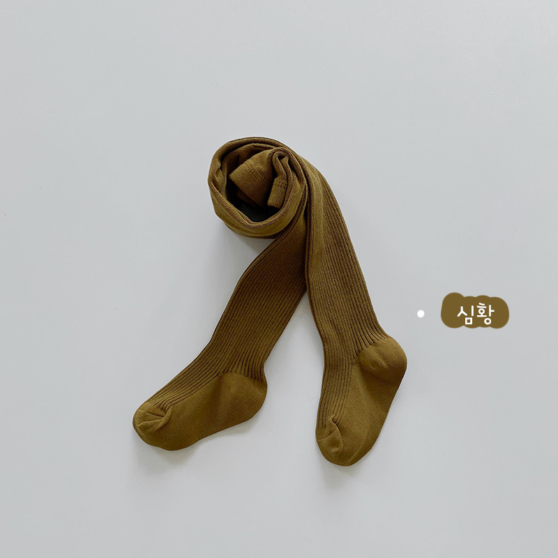 Laste puuvillased sukkpüksid kahekordse nõelamise kudumisega, hingavad ja niiskust imavad, 70% puuvill, 27% polüester, 3% elastaan, sobivad talvele, kevadeks ja sügisele