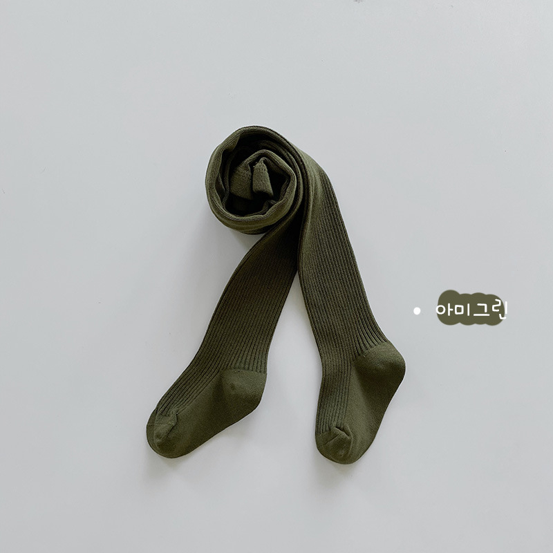 Laste puuvillased sukkpüksid kahekordse nõelamise kudumisega, hingavad ja niiskust imavad, 70% puuvill, 27% polüester, 3% elastaan, sobivad talvele, kevadeks ja sügisele