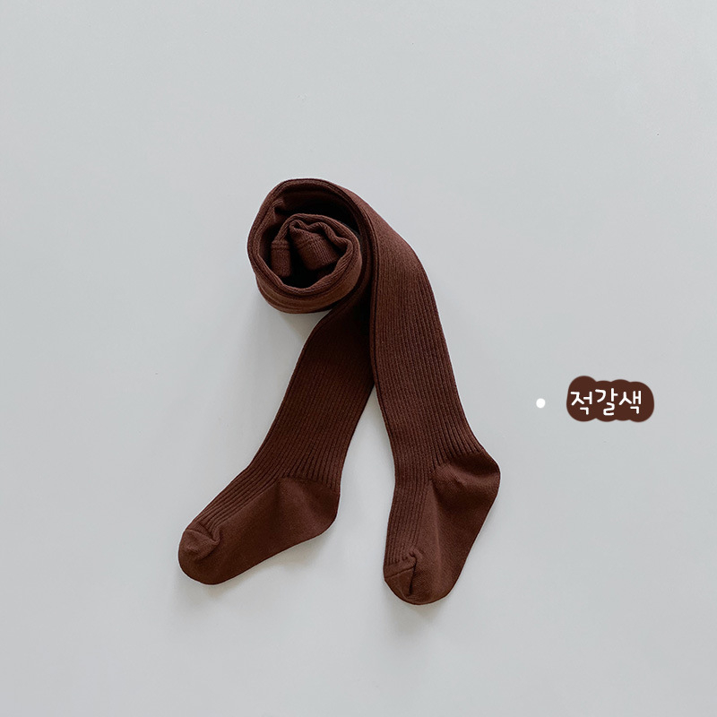 Laste puuvillased sukkpüksid kahekordse nõelamise kudumisega, hingavad ja niiskust imavad, 70% puuvill, 27% polüester, 3% elastaan, sobivad talvele, kevadeks ja sügisele