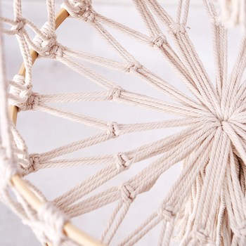 Käsitsi kootud puuvillalõngast hoiukorv bambusrõngaga, mitmekihiline rippkorv puuviljade ja köögiviljade jaoks, sulgade boheemlase stiili dekore