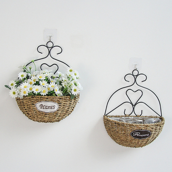 Kvetináč zo slamy na stenu, ručne tkaný, pastorálny štýl, visací košík