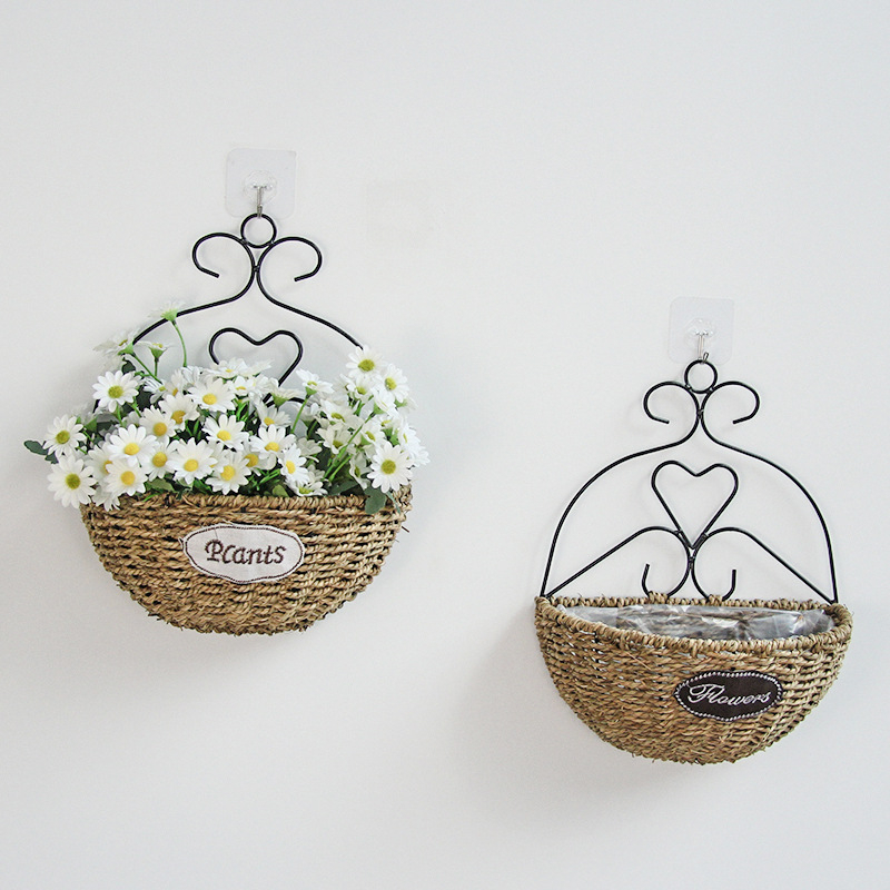 Kvetináč zo slamy na stenu, ručne tkaný, pastorálny štýl, visací košík