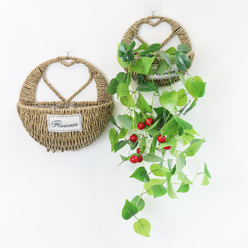 Kvetináč zo slamy na stenu, ručne tkaný, pastorálny štýl, visací košík