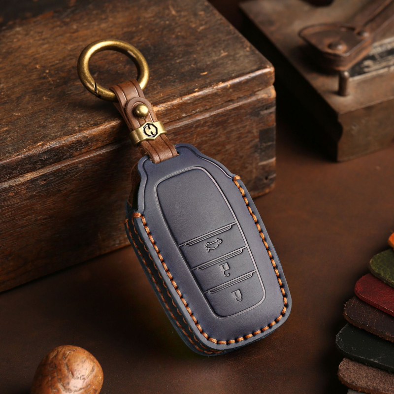 Toyota võtmekate (mudelid Corolla, Avalon, Camry, Levin, C-HR, RAV4) – veisnahk, minimalistlik stiil, hallmo bränd, litsentsitud eribränd, kohandamine puudub