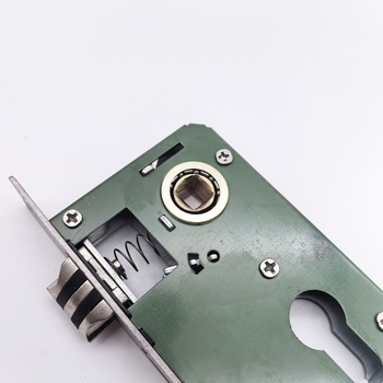 Telo zámku dverí, oválny model 50, nerezová oceľ + železo, hmotnosť 150 g, moderný minimalistický dizajn