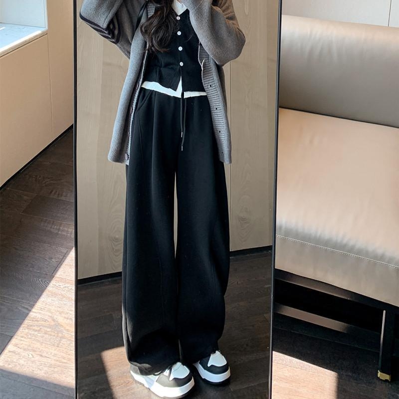 Moteriškos sportinės kelnės su aukštu juosmeniu, platus kirpimas, mikroelastiškumas, ruduo 2025