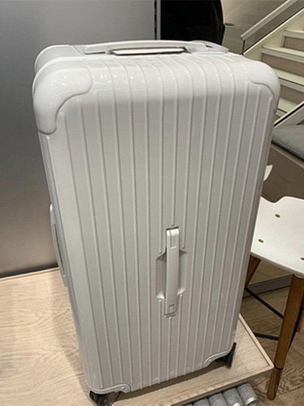 Star-stiili reisikohver suure mahutavusega, ABS+PC materjal, 2,7 kg, TSA kombineeritud lukk, tõmblukuga avamine, universaalsed rattad