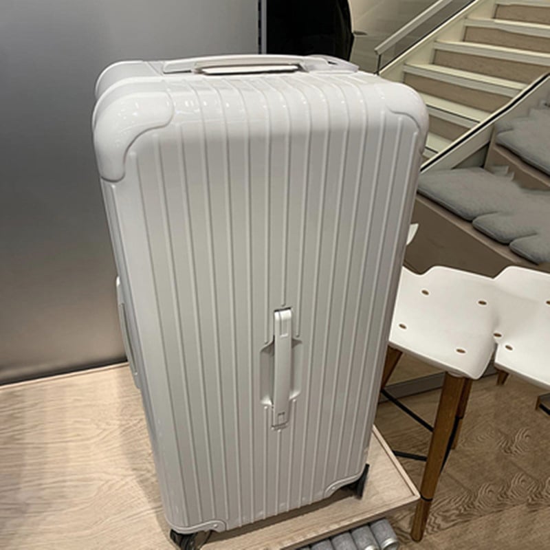 Star-stiili reisikohver suure mahutavusega, ABS+PC materjal, 2,7 kg, TSA kombineeritud lukk, tõmblukuga avamine, universaalsed rattad