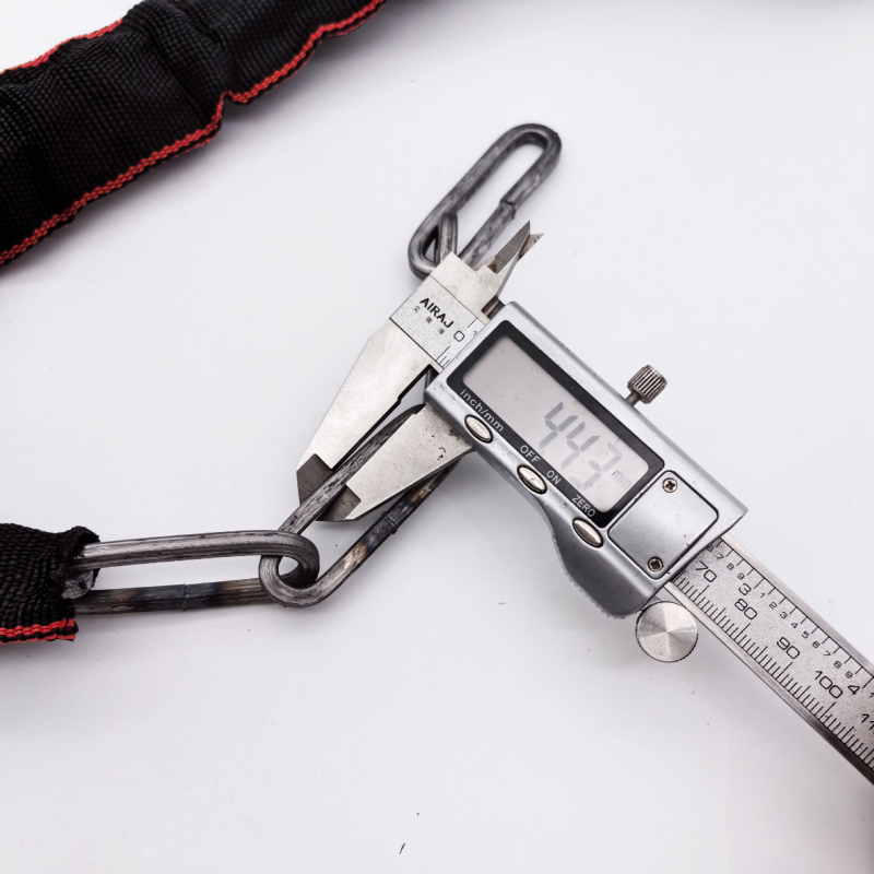 Mehaaniline parooliga kettlukustuv jalgrattale, terasest kett 90 cm, 4,4 mm vardavõimsus, mudel mmbls610