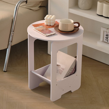 Europos stiliaus kavos staliukas su saugykla, kvadratinės formos kampas, viršutinė plokštė iš medžio-plastiko, medinis rėmas, be dažų, surinkimas reikalingas