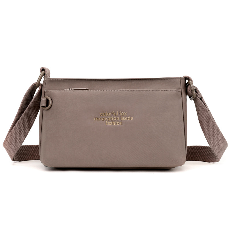 Colorful Fox női crossbody táska — Nylon, városi minimalist stílus, horizontális négyzet alakú forma, cipzár