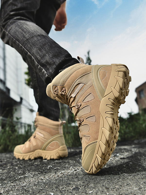 Meeste kõrged matkasaapad tõelisest nahast, lehma veluur + oksfordi kangas; täiskasvanutele; sobivad matkamiseks ja telkimiseks; litsentsitud erabränd