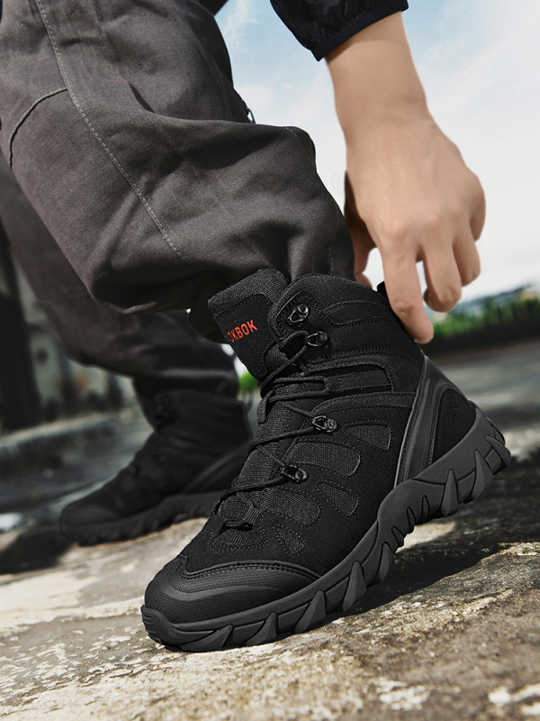 Meeste kõrged matkasaapad tõelisest nahast, lehma veluur + oksfordi kangas; täiskasvanutele; sobivad matkamiseks ja telkimiseks; litsentsitud erabränd