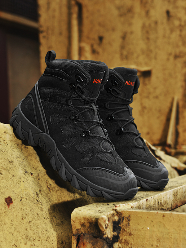 Meeste kõrged matkasaapad tõelisest nahast, lehma veluur + oksfordi kangas; täiskasvanutele; sobivad matkamiseks ja telkimiseks; litsentsitud erabränd