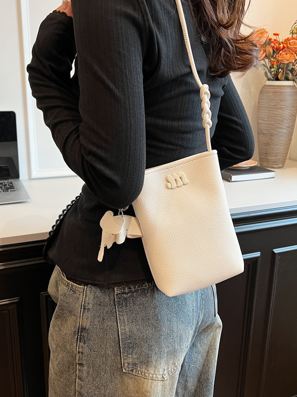 Geantă crossbody din PU, stil street-fashion, formă verticală pătrată, închidere magnetică, buzunare interne pentru telefon și ID