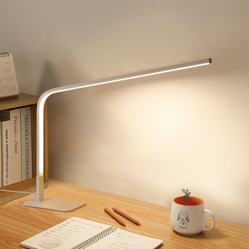 Lampa de birou LED cu protecție pentru ochi pentru studenți — abajur din silicon, telecomandă, 220V, CRI ≥90, design minimalist modern