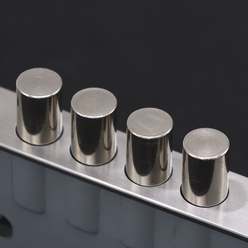 Nehrdzavejúce oceľové telo zámku proti krádeži pre drevené dvere, univerzálne valcové telo zámku 5085/6085/7085, model RML-40, hmotnosť 0,9 kg