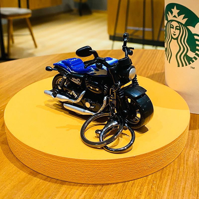 Mini Harley motociklo traukiamasis raktų pakabukas – cinko lydinys, karikatūrinio stiliaus, atskirai įpakuotas