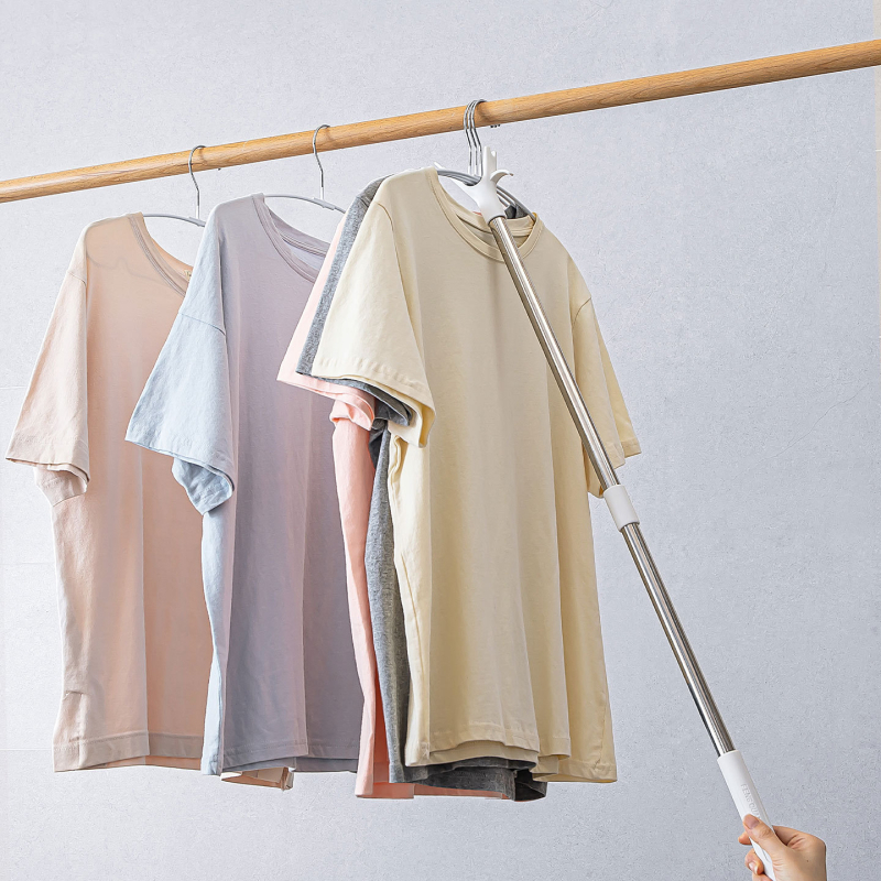 Rozťahovacia veža na sušenie odevov na balkón – plastová, značka Changshu, moderný minimalistický štýl, uvedené na trh v roku 2025