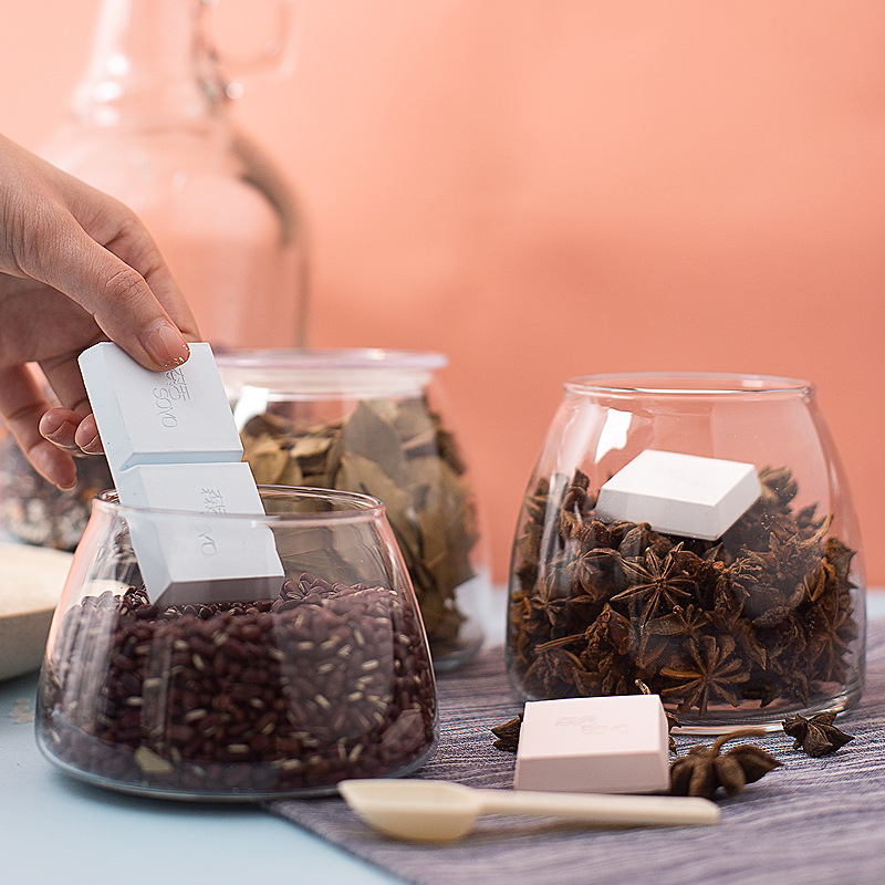 Sovoh diatomito desikantas namų naudojimui, sugeria drėgmę, drėgmės kontrolė, 100 g, pakuotė 100 vnt., maišelyje, plokščia padėtis