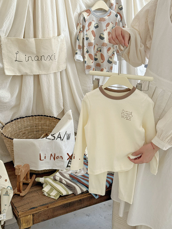 88121 Gyermek pizsama készlet, Biztonsági osztály A, Pamutkeverék (92% pamut, 8% spandex), Uniszex, Koreai stílus, 2025 ősz