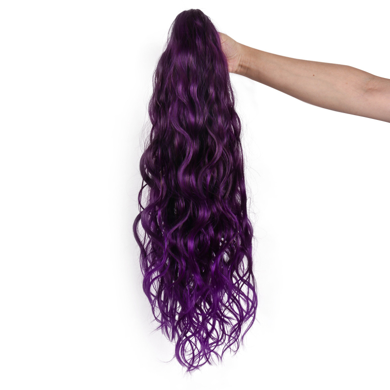 Poniju-talli parukas: pikka lokkis juuksed, juukseid kinnitav klips, kuumuskindlad kiud, sobib curlinguks või värvimiseks