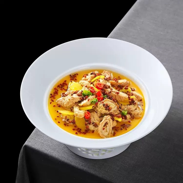 Szállodai konyhai kerámia edények - testreszabható, alsó mázas felület, egyszínű mintázat (Anyag: Kerámia; Felület: Alsó máz; Testreszabás: Elérhető; Mintázat: Egyszínű)