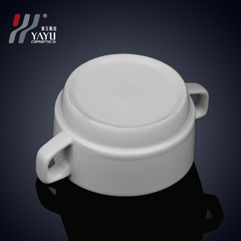 Kétfülű leveses pohár – kerámia, színes máz, egyszínű minta, Yayu Ceramics, hotelkonyhai kerámia